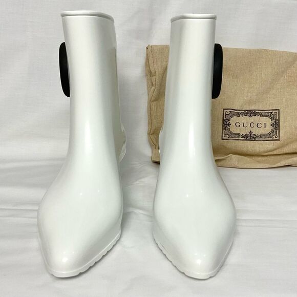 Authentic Gucci Rubber Ankle Boots White GG Logo Sz 38 New Pointed Toe Bootie - Picture 4 of 13